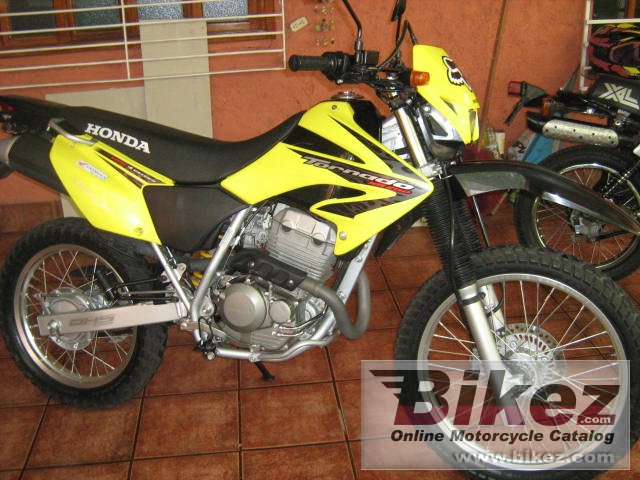 Big picture of xr 250 tornado 2008 xr 250 tornado picture and wallpaper from Bikez.com